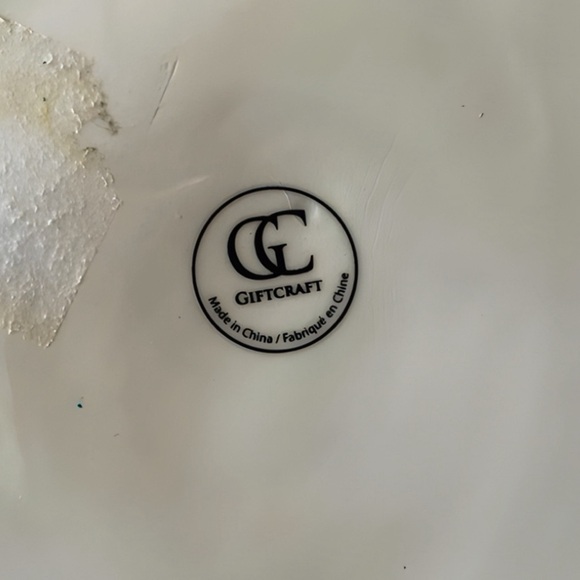 ⭐️HP⭐️Floral and Bird Decorative Ceramic Plate - Picture 7 of 8